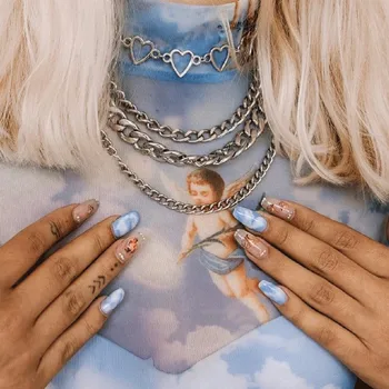 

Personality Multi Layer Love Heart Choker Necklace for Women 2020 Trendy Chunky Chain Short Necklace Collar Charm Jewelry Gift