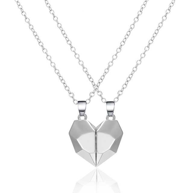 Punk Heart Pendant Couple Necklace Lover Distance Faceted Magnetic Necklace for Women Promise Wedding Valentine's Day Gift