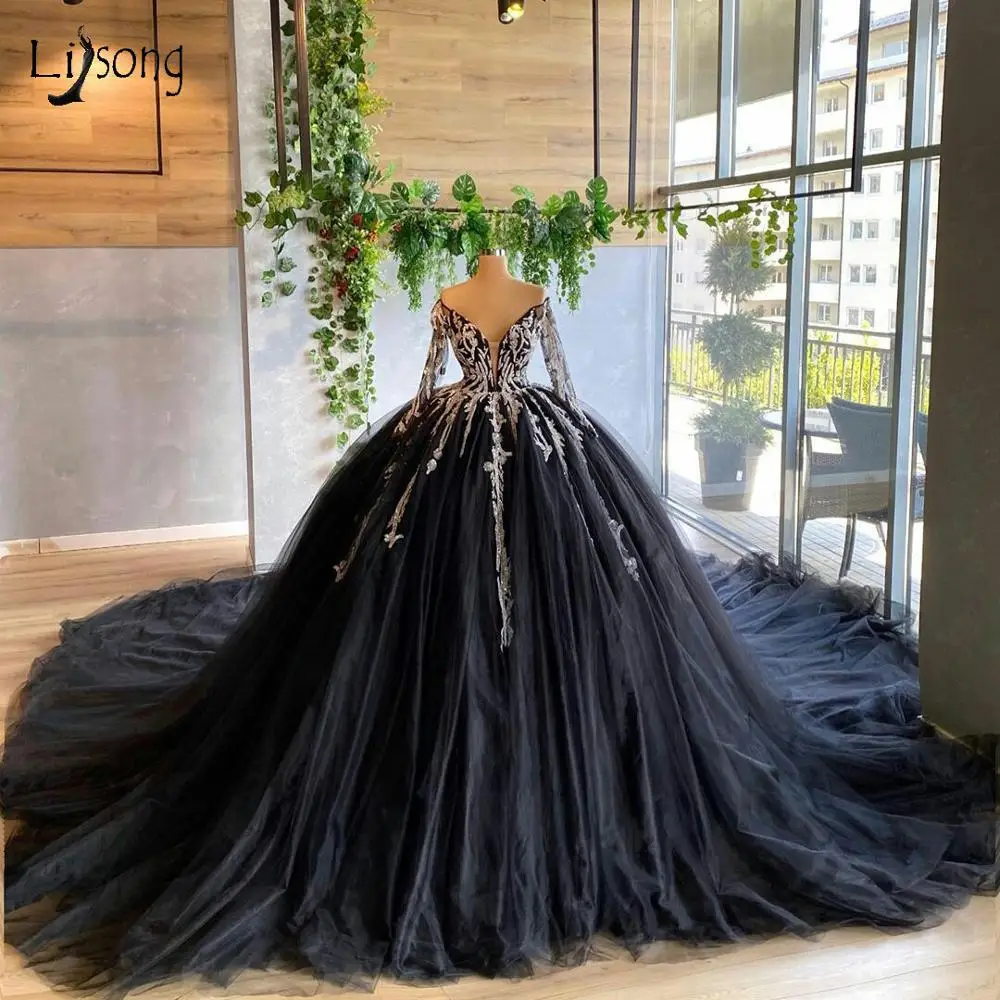 Vintage Black Puffy Wedding Dresses 