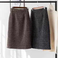 Осенне-зимняя обувь новая модель куртки с хлопковой подкладкой в Корейском стиле Клетчатые Шерстяные Юбки Женская оригинальная обувь в деловом стиле ретро с завышенной талией, Платье с принтом из слов