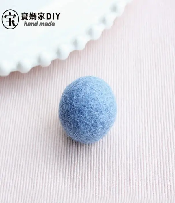 10Pcs 4cm Wool felt balls Wool Colorful Balls Of DIY Craft Handmade Pom-poms Christmas Room Decor Home Decoration 40mm