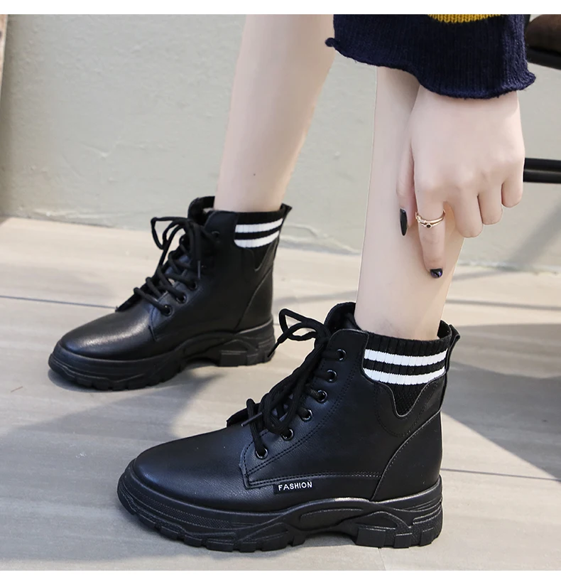 Rock Shoes Woman Low Heels booties White Mid-Calf Boots Round Toe Boots-women Booties Ladies Lace Up Luxury Designer Martins Sho
