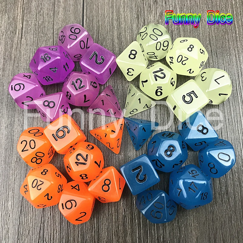 Светящиеся Кости Набор 7 шт./лот светится в темноте RPG цифровые кости набор D4 6 8 10 10%