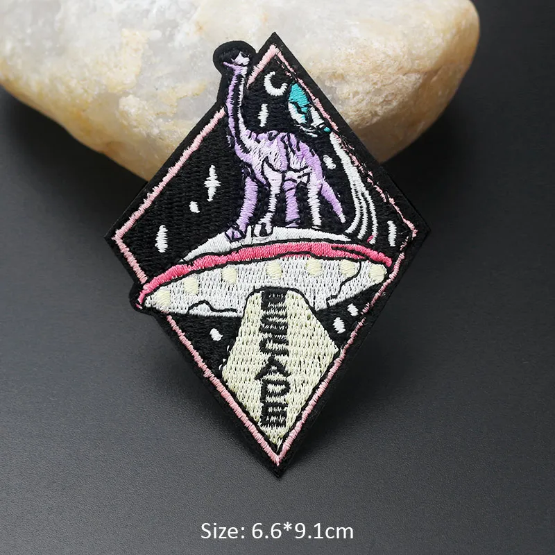 Космический UFO кот животное вышитые нашивки железные на одежду шляпа DIY значки полосы аппликация Одежда рюкзак жакет наклейки