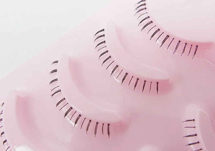 1555200275_1270086058