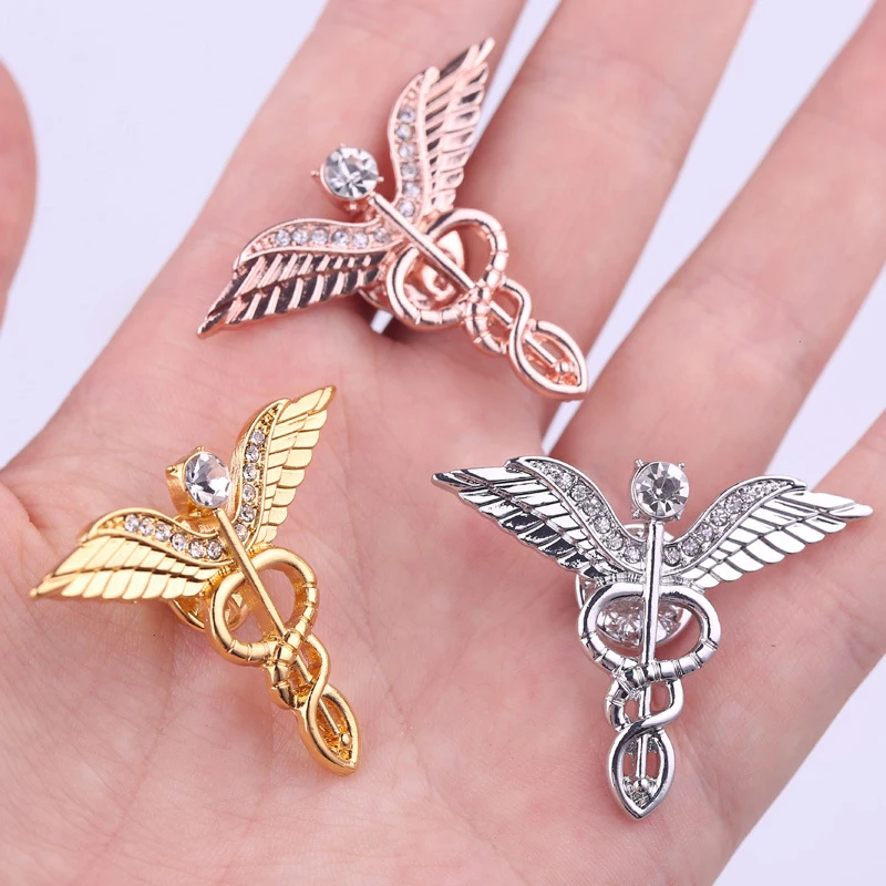 Metal Medical Brooch Nurse Doctor Lapel Pins Ambulance Stethoscope Medical Medicine Badges Punk Jewelry Gifts Clothing Decor doctor stethoscope brooch clothing brooch metal brooches