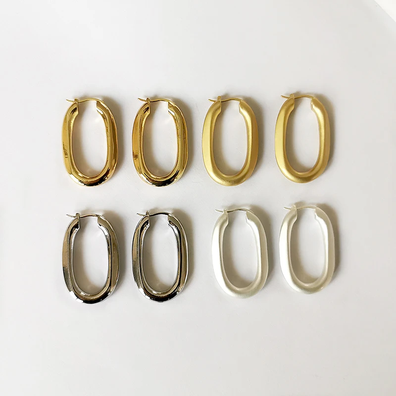 Peri'sBox O Shape Bright Matte Solid Gold Hoop Earrings Thick Oval Geometric Earrings Minimalist Earrings Stars Design 2019 New - Image 3
