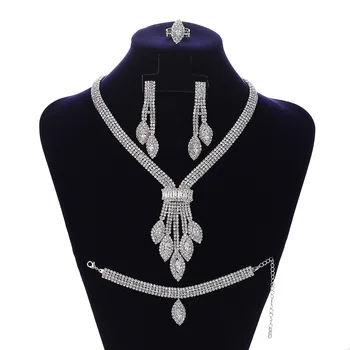 

Jewelry Sets HADIYANA Gorgeous Vintage Women Wedding Necklace Earrings Ring And Bracelet Set 4pcs BN5766 Conjunto de joyas