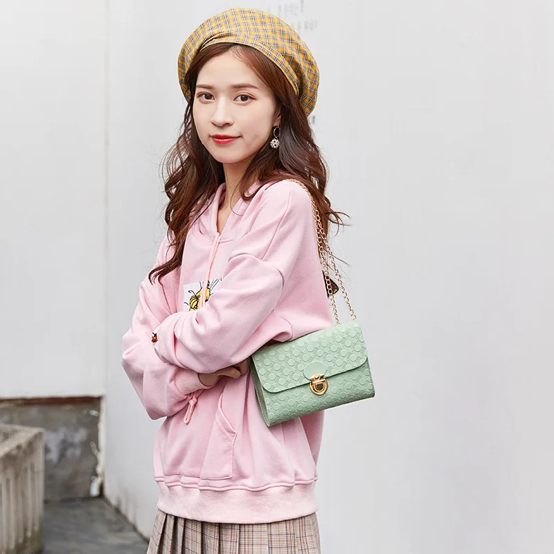 12734005437_246289011