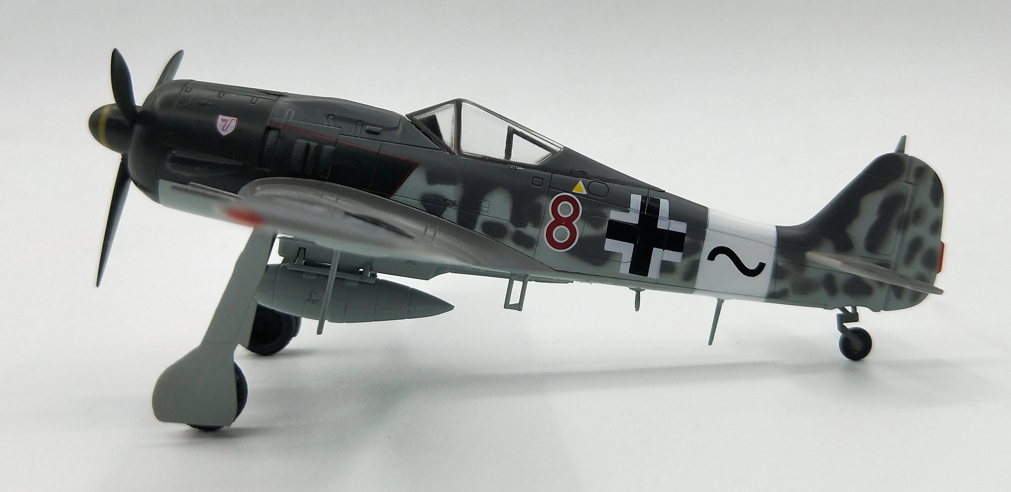 Трубач 1/72 немецкий fw190 A-8 истребитель 36364 модель готовой продукции