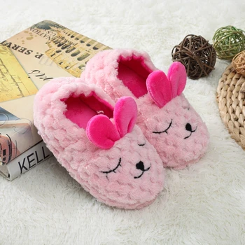 

2020 Autumn Winter Baby Girls Shoes Girls Boys First Walk Cotton Cartoon Animals Slippers Newborn Infant Baby Kid warm Slipper