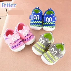 Estrela dos desenhos animados orelhas de coelho da criança sapatos de bebê crianças dos desenhos animados squeaky único tênis do bebê meninas sapatos zapatos