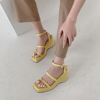 

Gingham Shoes Slippers Women Summer Luxury Slides Rubber Flip Flops Pantofle Heeled Mules Platform Square Toe On A Wedge