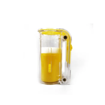 

1Pcs Bee Queen Marking Catcher Plastic One Handed Marker Bottle Plunger Plush Beekeeper Tool Garden Beekeeper Queen Bee Catcher