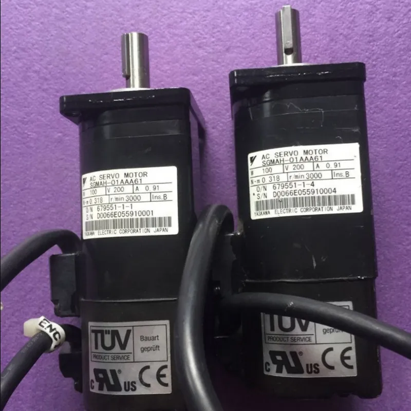 Использованный протестированный рабочий SGMAH-01AAA61 серводвигатель переменного тока