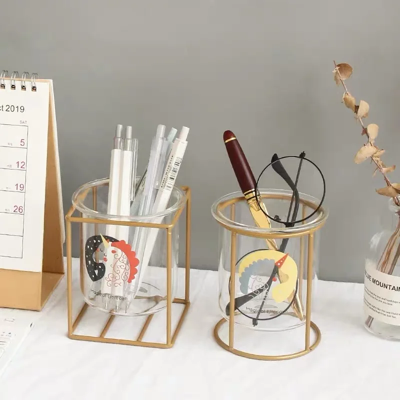 Стеклянный контейнер для хранения в скандинавском стиле с рисунком