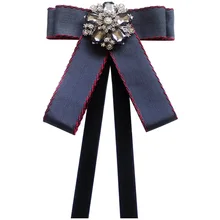 Элегантный Для женщин вырезом рубашка с воротником галстук-бабочка, горный хрусталь жемчужные бусины сплав Свадебная деловая вечеринка галстук-бабочка Форма бантом Accessoroies