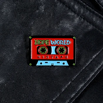 

Tape Pins Brooches Vintage Music Magnetic Tape Enamel Pin Red and Black Music album Lapel Pin Badges Jewelry