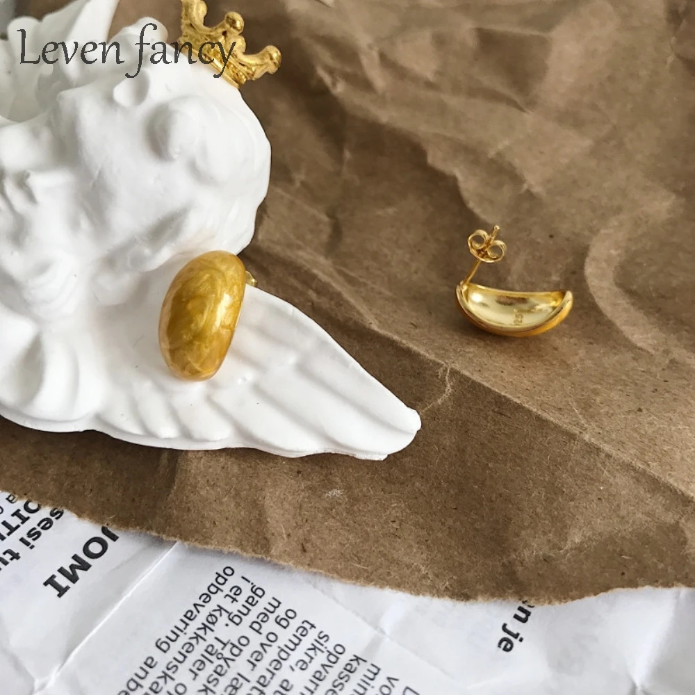 

Leven Fancy Trendy Minimalist 925 Sterling Silver Yellow Resin Stud Earrings Simple Arc Golden Fine Earring Post Jewelry For Her