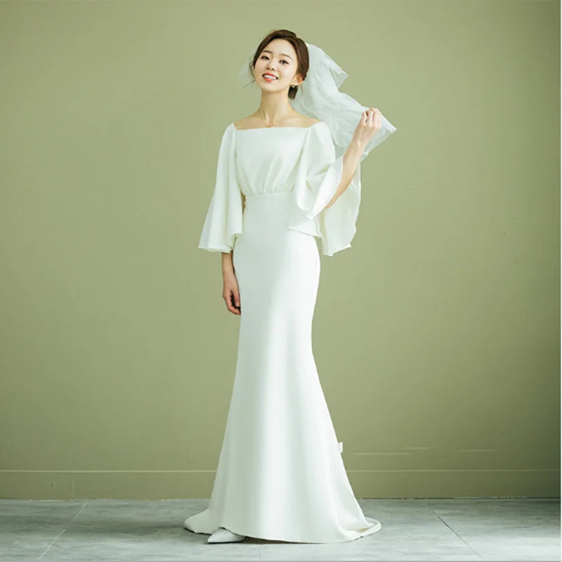 traditional wedding dresses New Korean Style Wedding Dress Champagne Sweetheart Sexy With Sleeves 2021 Wedding Gown Trends Vestidos De Noiva Robe De Mariage modest wedding dresses