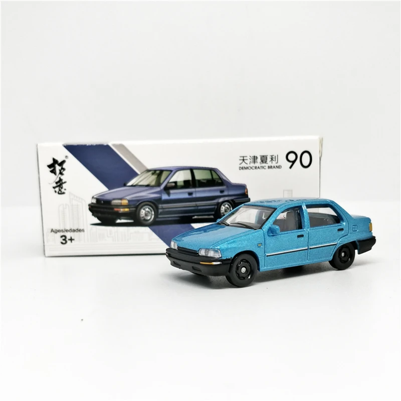 1: 64 Daihatsu CHARADE литья под давлением модель автомобиля