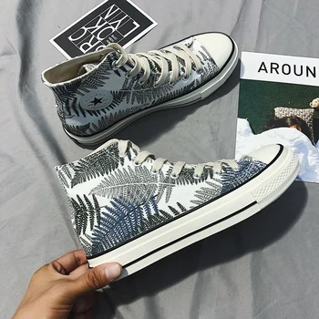 

Canvas shoes men's high-top explosive high-top shoes with leaf patterns make the shoes more beautiful comfortable and breathable