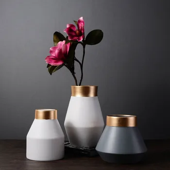 

Flower Vase Nordic Decoration Home White Ceramic Vase For Wedding Decoration Hydroponic Flower Pot Delicate Tabletop Vase ZHP003