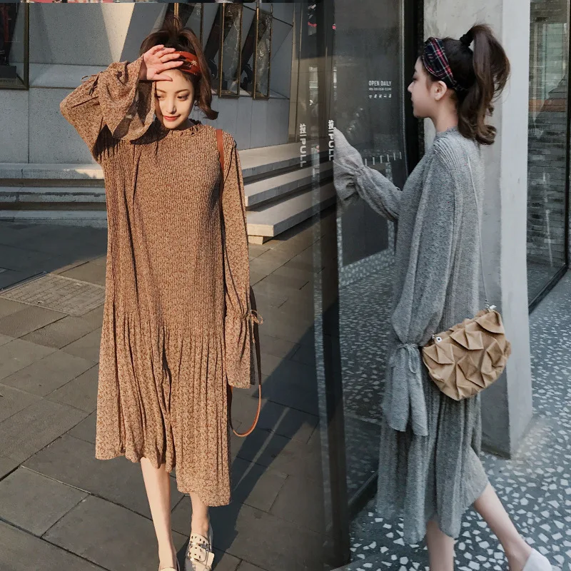 

Photo Shoot 2018 Spring New Style South Korea Literature And Art Retro Printed Bell Sleeve Creased Dress Women's Medium-length P