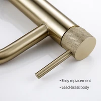 ห้องน้ำอ่างล้างหน้าล้างก๊อกน้ำแปรงทองร้อนเย็นแตะเดียวหลุมติดตั้งKnurling Leverจับ 2