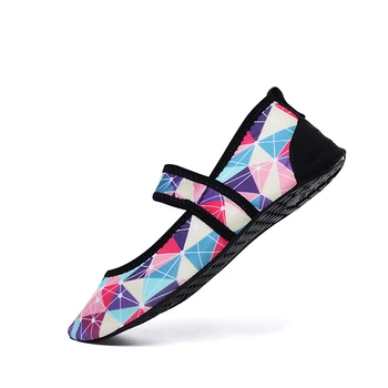 

Women Water Skin Shoes Aqua Diving Socks Swimming Pool Sneakers Fishing Aqua Water Shoes Diving Wading Barefoot Beach Shoes
