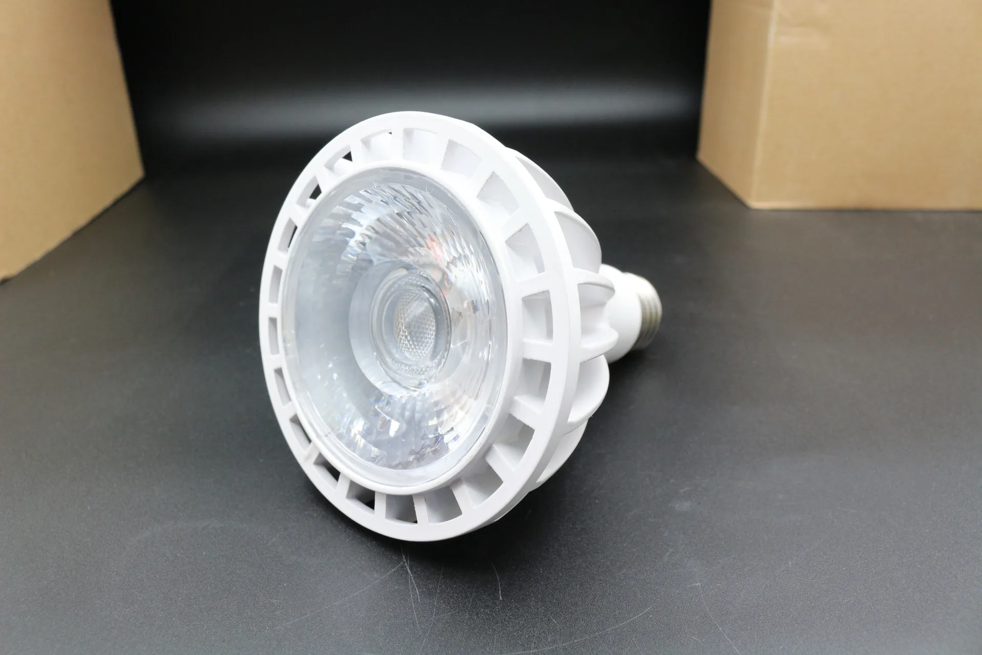 Par30 cob OSRAM точечная лампа 30 Вт железнодорожная лампа источник света литье 30WCOB Papao магазин одежды 30 Вт