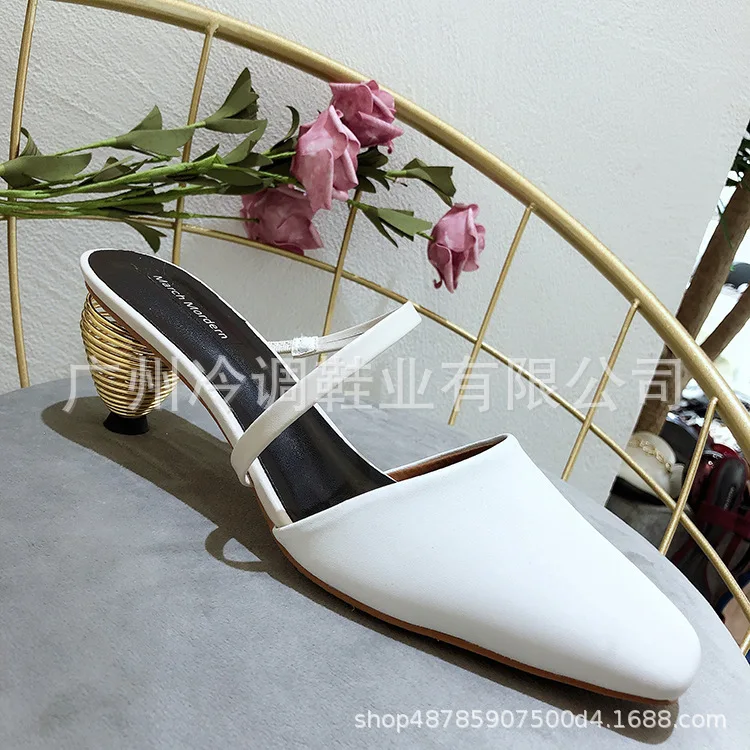 

2020 Spring And Summer New Style Sandals Free Trade Big Brand Square Head Sandals Women's yi xing gen Spring with Large Size WOM