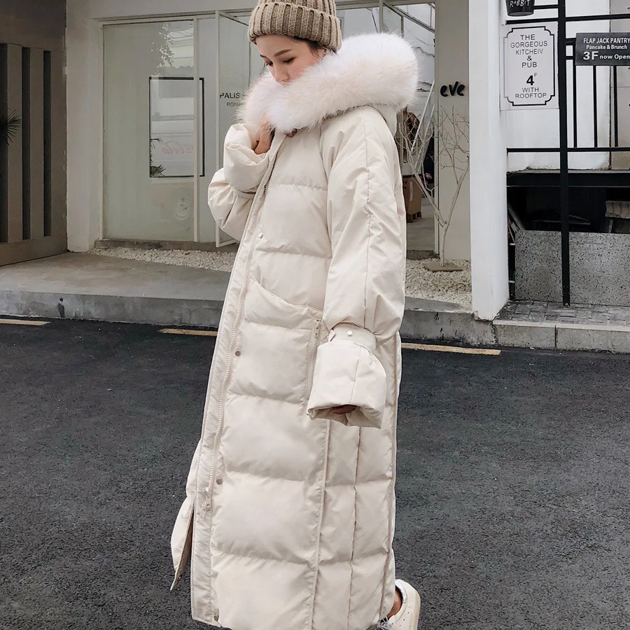 Осень и Новинка зимы Стиль Dongdaemun белый пуховик Для женщин средней длины Толстая записная книжка С ПЕРЕПЛЕТОМ с подходит большой меховой воротник Сапоги выше колена