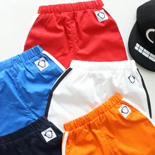 Детская одежда для детей; Простые шорты с завязками и параллельными полосками; спортивные брюки для маленьких мальчиков; короткие пляжные шорты ярких цветов; модная одежда