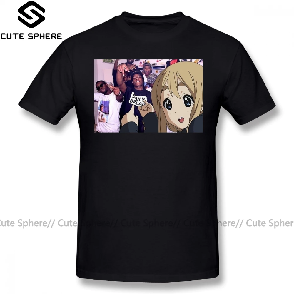 Футболка K-On с изображением Муги и ее новой команды K-ON Классическая футболка