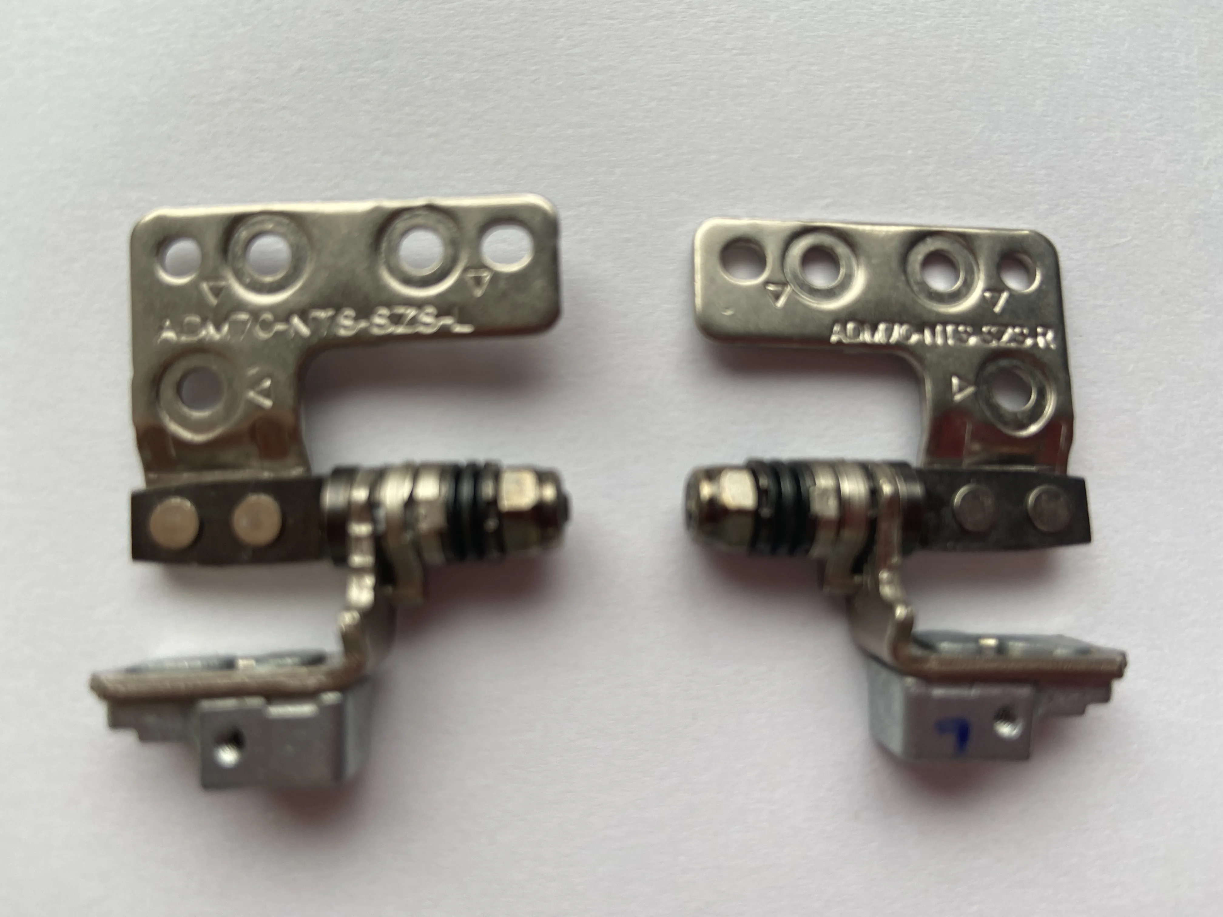 Nuova Cerniera Per Laptop Per Dell Latitude 5000 E5470 5470 2 Ordini