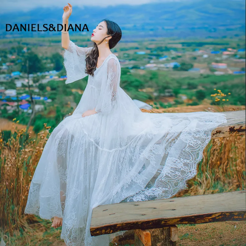 

2020 New Flap Spring New Model Vintage V-neck Bell Sleeve Dress Seaside Trip Shoot Slim Lace Dress for Holiday