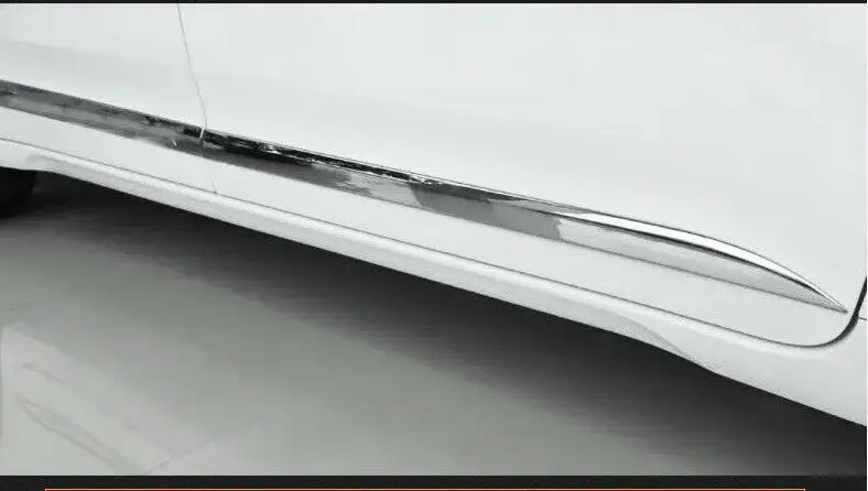 Хромированная накладка на боковую дверь для Toyota Sienna 2011