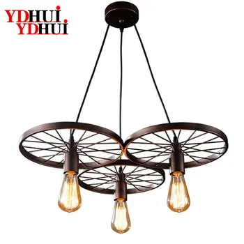 

Industrial wind restoring ancient ways restaurant bar, wrought iron lamps and lanterns, nostalgic clothing store Internet indivi