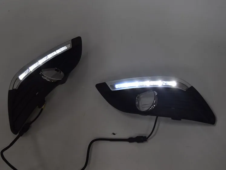СВЕТОДИОДНЫЙ DRL Дневной ходовой свет с противотуманной лампой для Ford Focus 2 2009~ поворотник