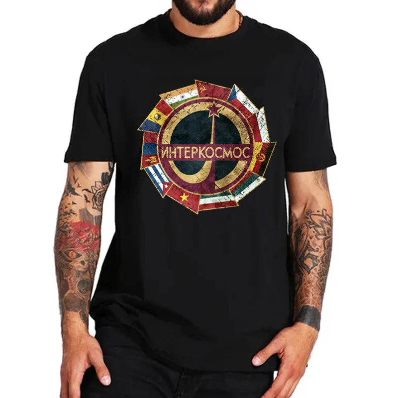 2019 New arrival Vintage Emblem hip hop Retro T-Shirt Men CCCP Yuri Interkosmos International V01 T Shirt man Tops Hipster shirt