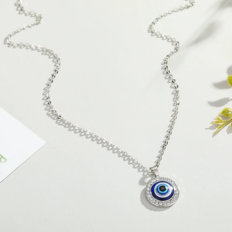 evil eye necklace (1)