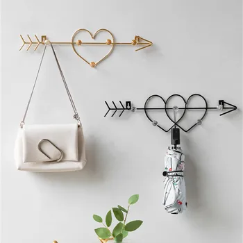 

Nordic Metal Golden Hook Creative Heart Shaped Wall Hooks for Hanging Clothes Bedroom Door Decoration Key Handbag Hanger Racks