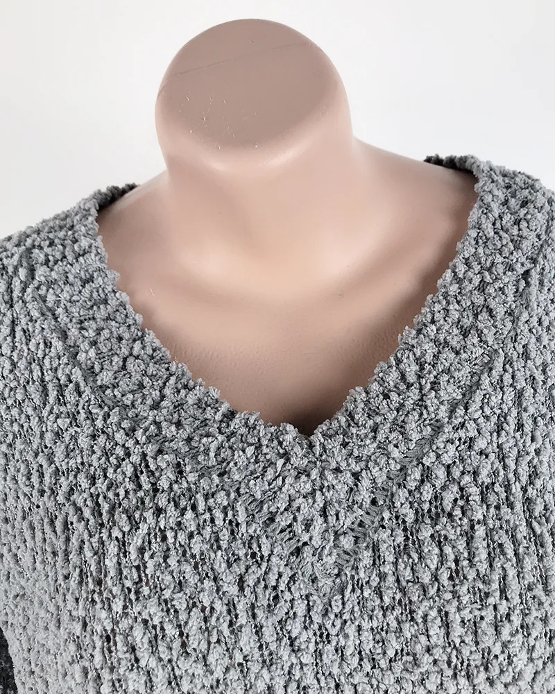 LOGAMI Long Sleeve V Neck Fleece Pullover Soft Sweater and Pullover Womens Knit Jumper