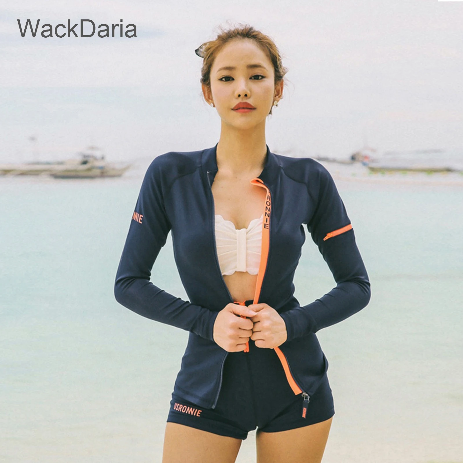 Женский купальник с длинным рукавом WackDaria однотонный черный составного кроя