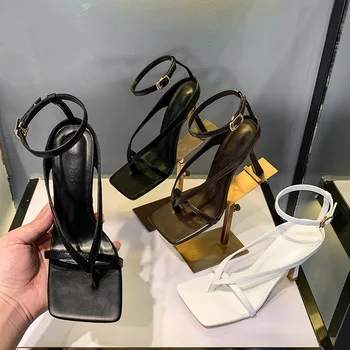 

2020 summer new women's shoes simple word with square head sandals black buckle Fine heel high heels casual high heel sandals.