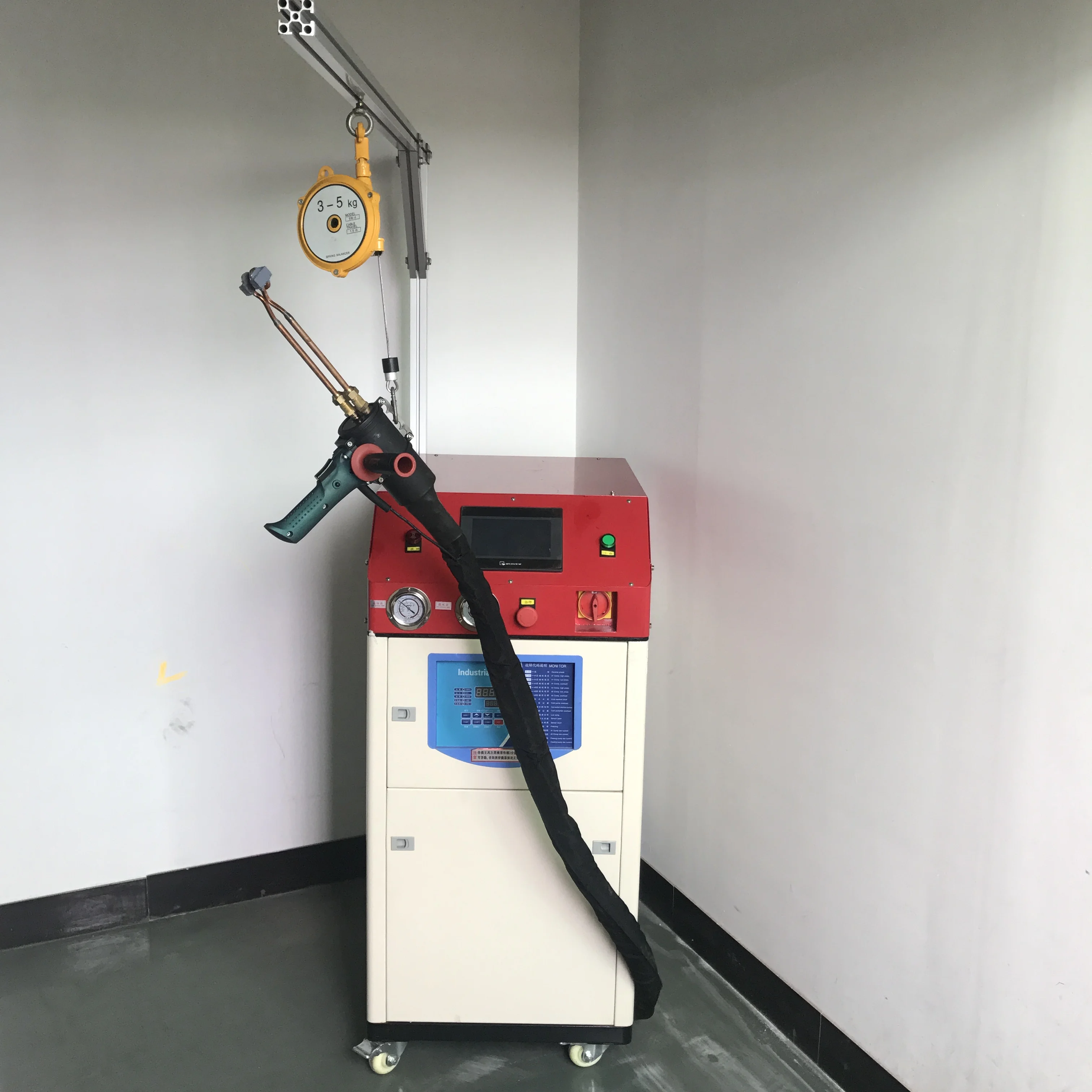  25KW Hand-held portable welding induction machine Mobile heating equipment for copper welding