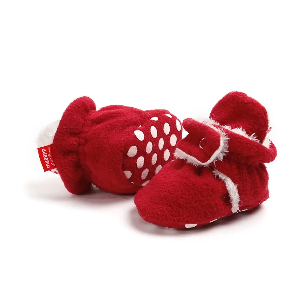 Детская обувь; флисовые пинетки с противоскользящим покрытием для мальчиков и девочек; теплые носки для зимы; обувь для первых шагов - Цвет: red