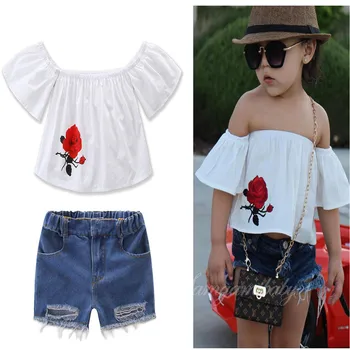 

Children Clothing Summer 2020 European and American Girls Rose Word Shoulder Trumpet Sleeve Top Hole Denim Shorts Two-piece
