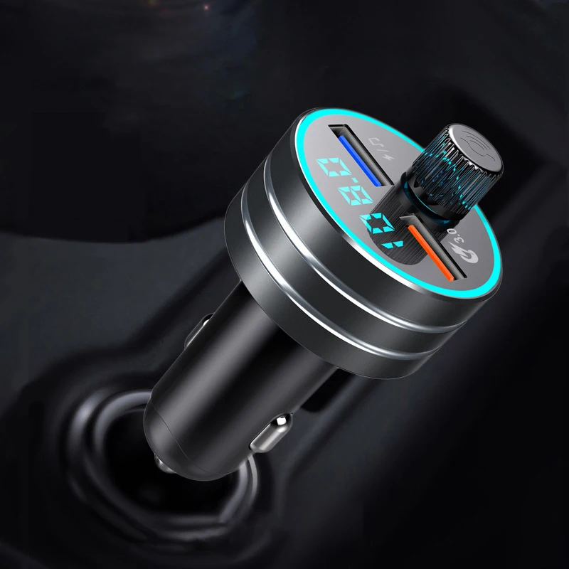 FM трансмиттер автомобильный с поддержкой Bluetooth и mp3 плеером 2 USB